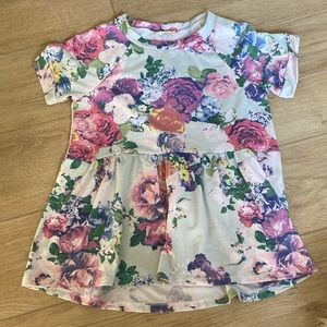Floral T-shirt. Nice weight. Size small. Oddy brand.